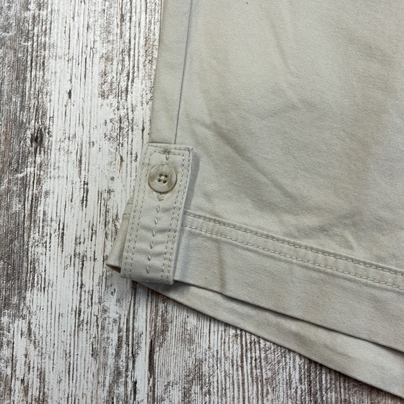 Gloria Vanderbilt Khaki Unltd. NWT Dark Vanilla Sierra Utility Shorts Size 24W - Picture 2 of 11